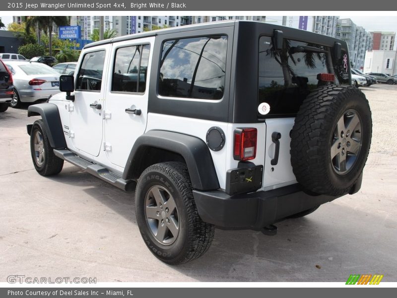 Bright White / Black 2015 Jeep Wrangler Unlimited Sport 4x4