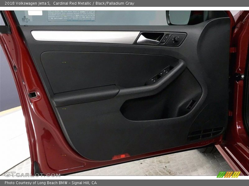 Door Panel of 2018 Jetta S