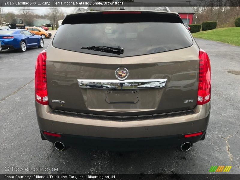 Terra Mocha Metallic / Shale/Brownstone 2016 Cadillac SRX Luxury