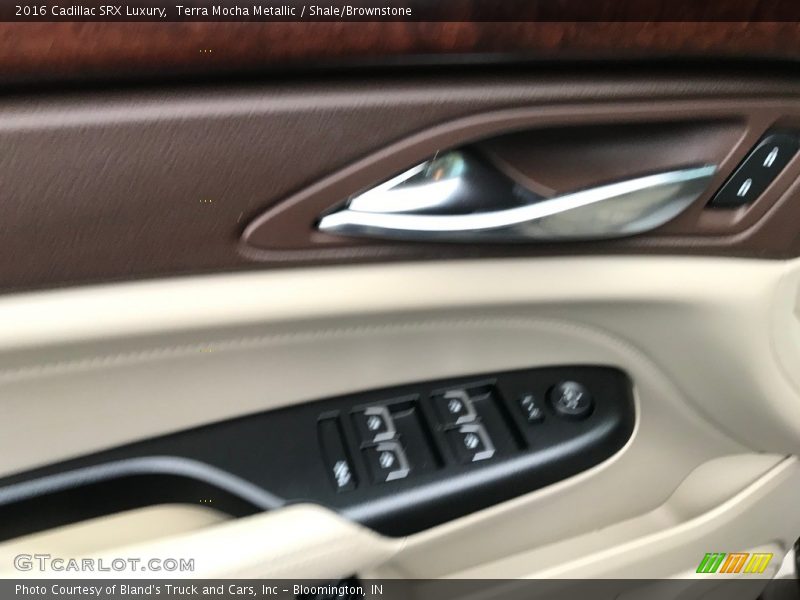 Terra Mocha Metallic / Shale/Brownstone 2016 Cadillac SRX Luxury