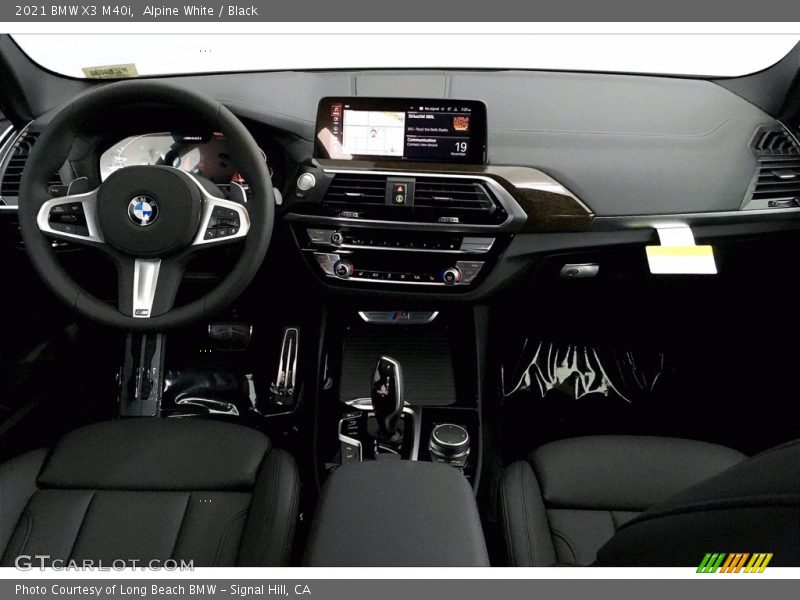 Alpine White / Black 2021 BMW X3 M40i