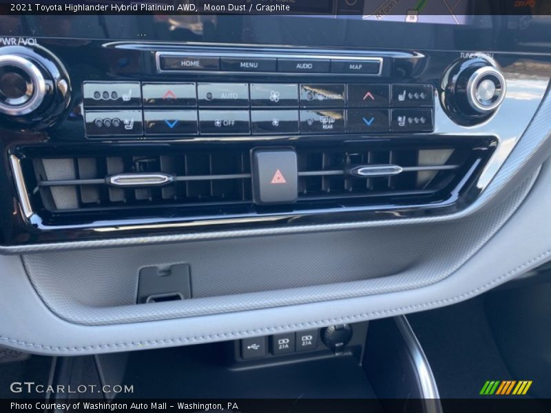 Controls of 2021 Highlander Hybrid Platinum AWD