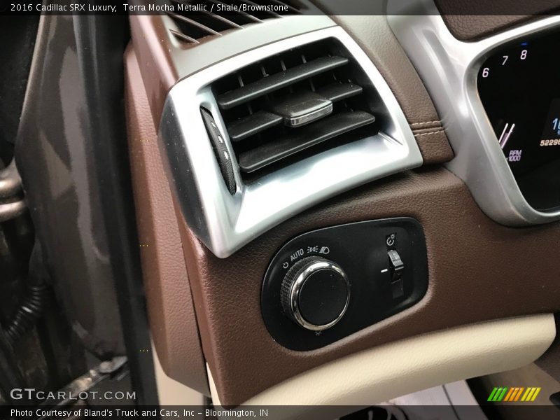 Terra Mocha Metallic / Shale/Brownstone 2016 Cadillac SRX Luxury