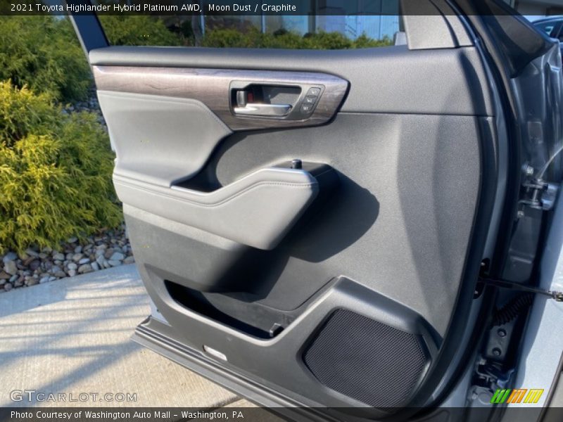 Door Panel of 2021 Highlander Hybrid Platinum AWD