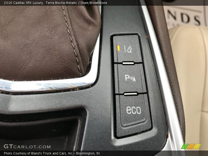 Terra Mocha Metallic / Shale/Brownstone 2016 Cadillac SRX Luxury