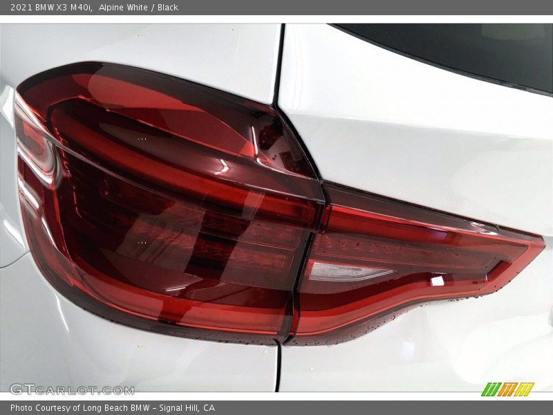 Alpine White / Black 2021 BMW X3 M40i
