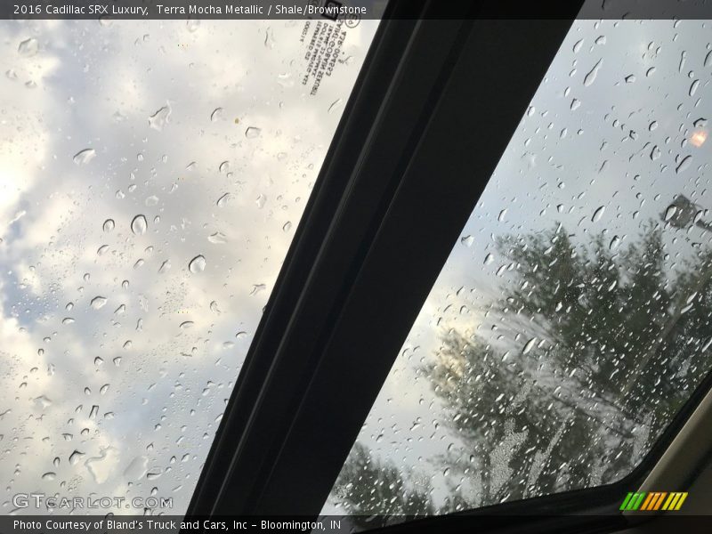 Terra Mocha Metallic / Shale/Brownstone 2016 Cadillac SRX Luxury