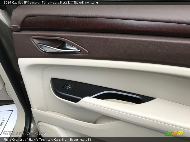 Terra Mocha Metallic / Shale/Brownstone 2016 Cadillac SRX Luxury