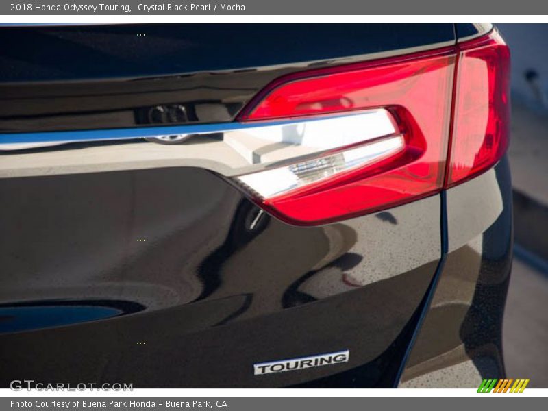 Crystal Black Pearl / Mocha 2018 Honda Odyssey Touring