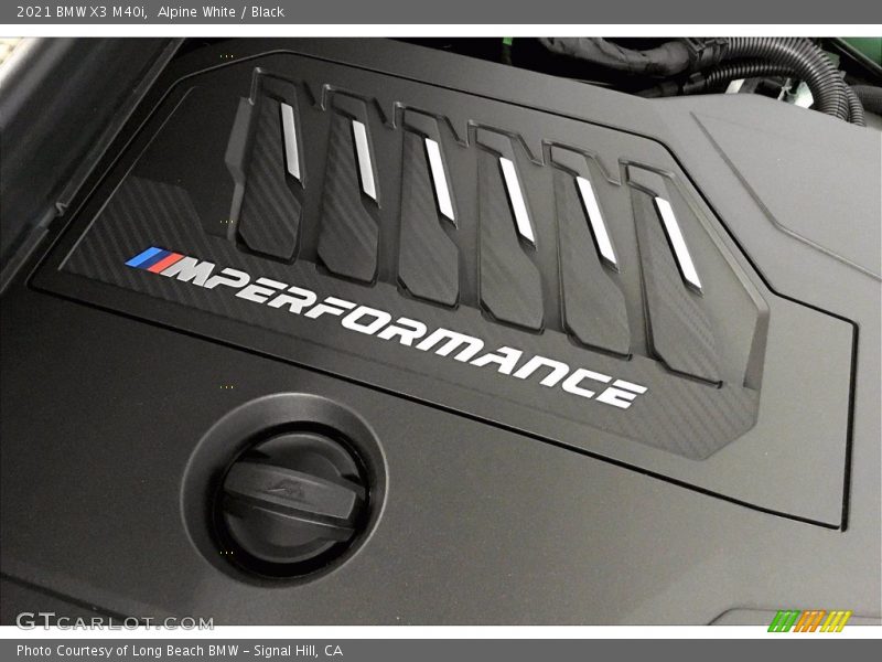 Alpine White / Black 2021 BMW X3 M40i