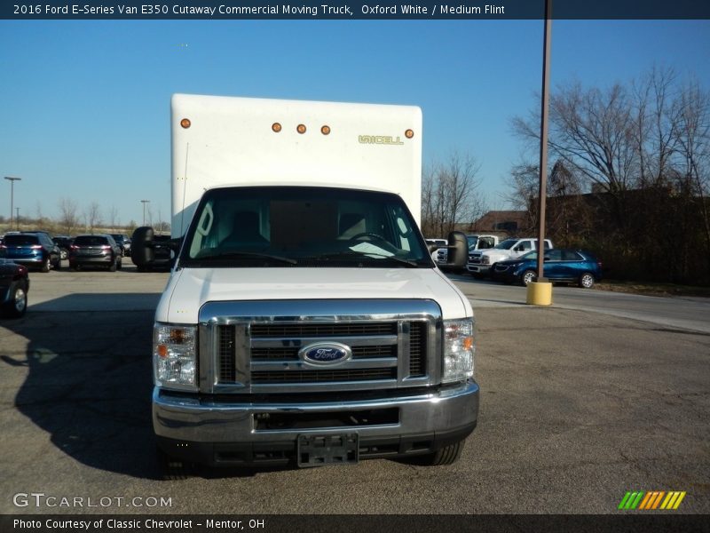 Oxford White / Medium Flint 2016 Ford E-Series Van E350 Cutaway Commercial Moving Truck