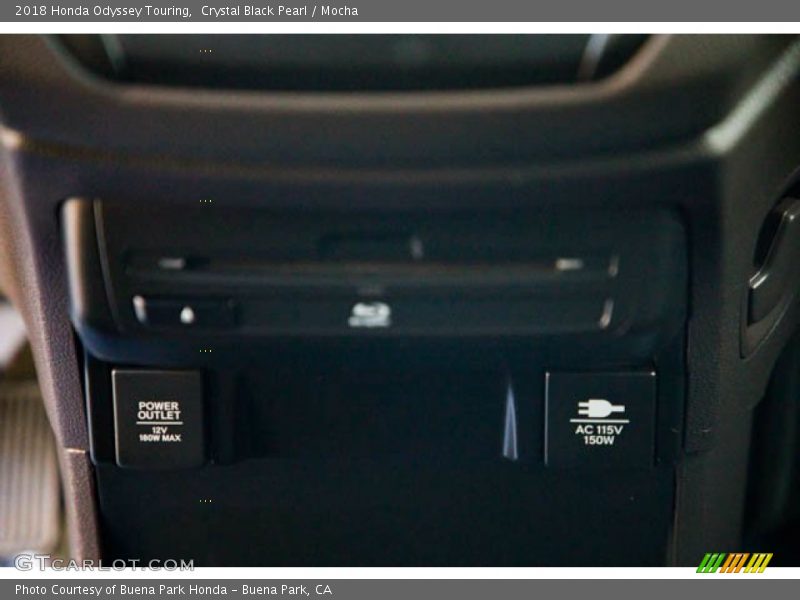 Crystal Black Pearl / Mocha 2018 Honda Odyssey Touring
