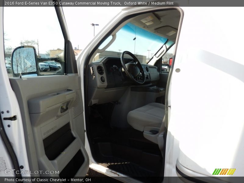 Oxford White / Medium Flint 2016 Ford E-Series Van E350 Cutaway Commercial Moving Truck