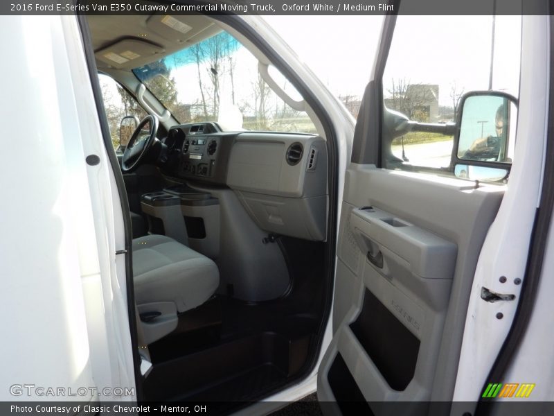 Oxford White / Medium Flint 2016 Ford E-Series Van E350 Cutaway Commercial Moving Truck