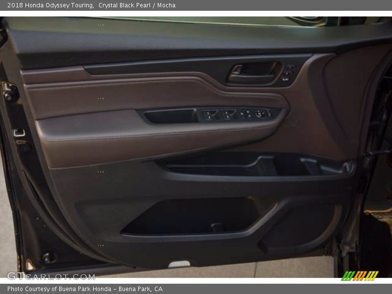 Crystal Black Pearl / Mocha 2018 Honda Odyssey Touring