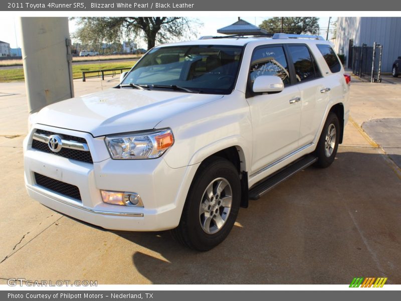 Blizzard White Pearl / Black Leather 2011 Toyota 4Runner SR5