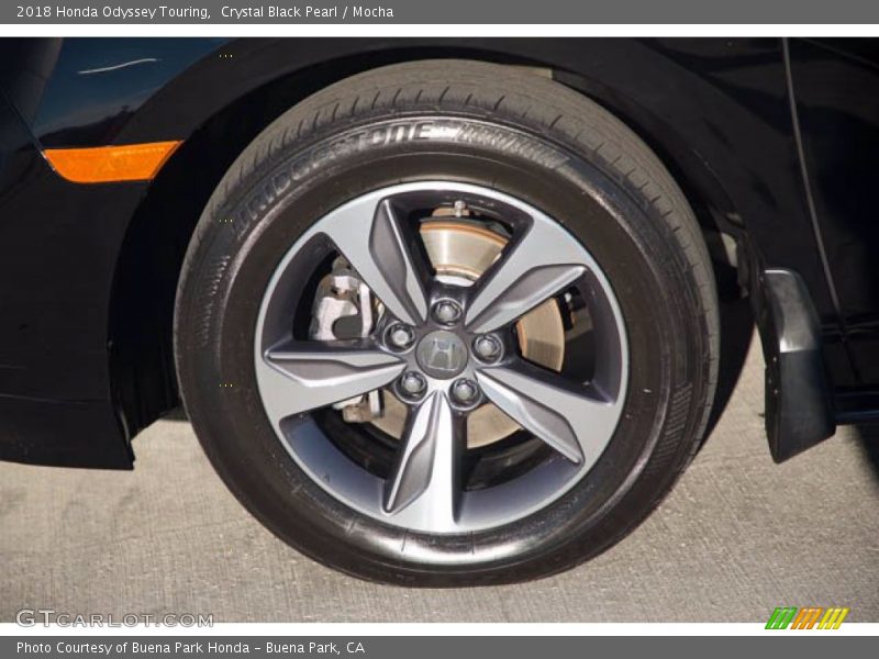 Crystal Black Pearl / Mocha 2018 Honda Odyssey Touring