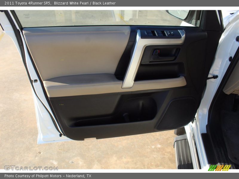 Blizzard White Pearl / Black Leather 2011 Toyota 4Runner SR5