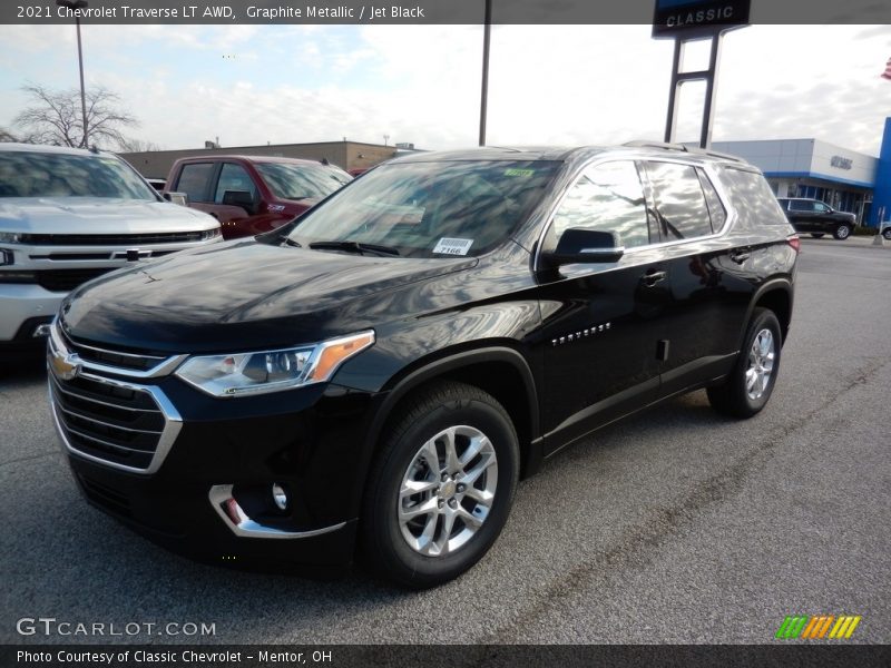Graphite Metallic / Jet Black 2021 Chevrolet Traverse LT AWD