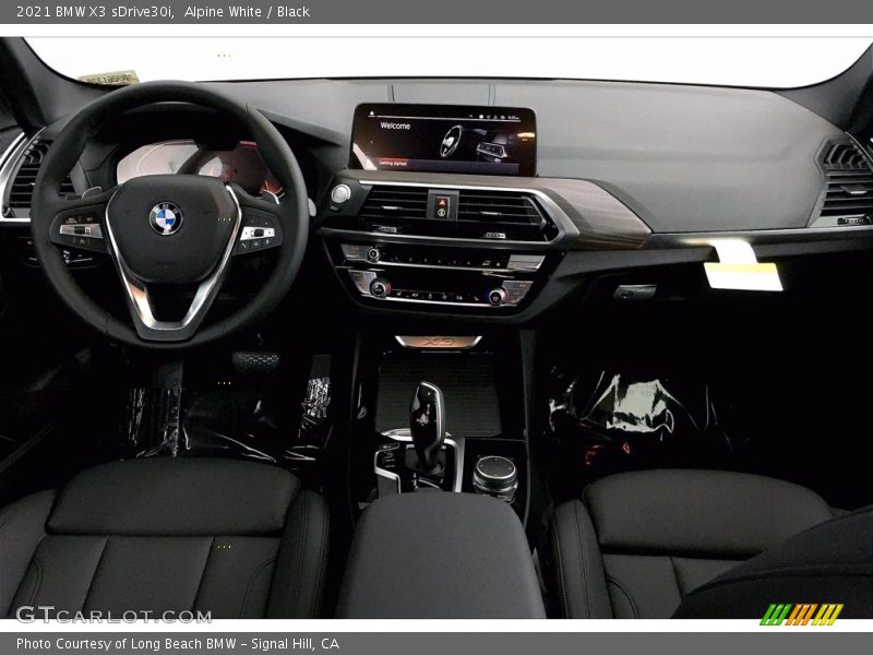 Alpine White / Black 2021 BMW X3 sDrive30i