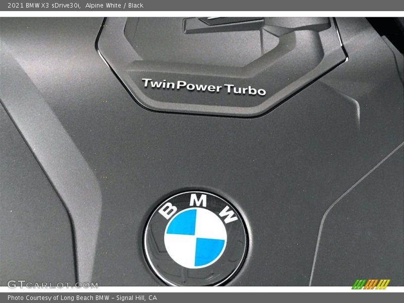 Alpine White / Black 2021 BMW X3 sDrive30i