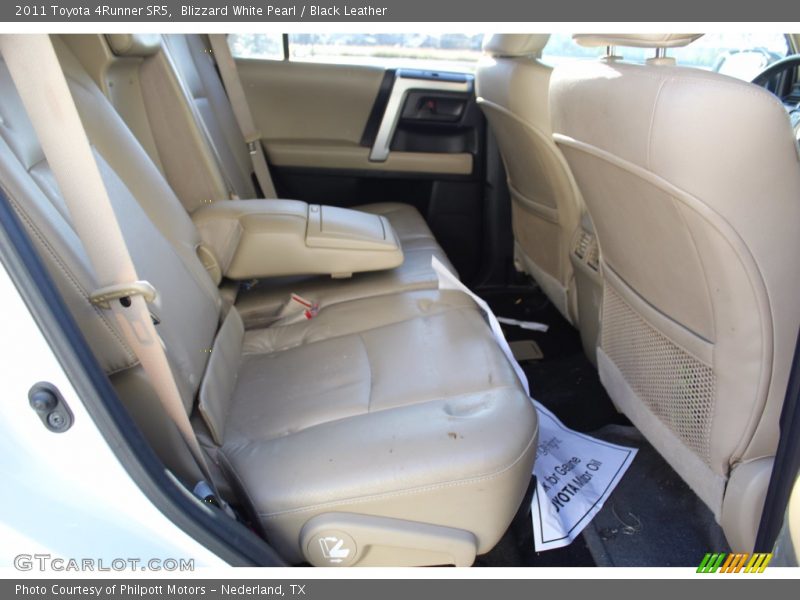 Blizzard White Pearl / Black Leather 2011 Toyota 4Runner SR5