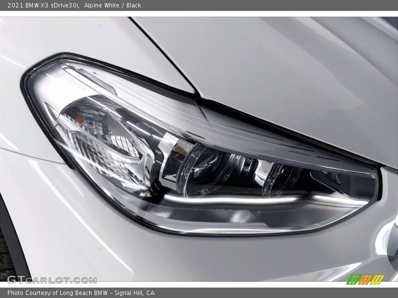Alpine White / Black 2021 BMW X3 sDrive30i