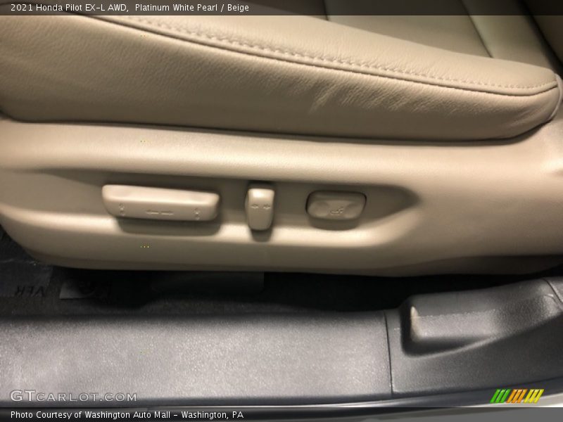 Platinum White Pearl / Beige 2021 Honda Pilot EX-L AWD