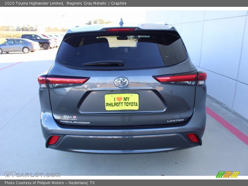 Magnetic Gray Metallic / Graphite 2020 Toyota Highlander Limited