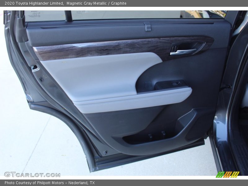 Magnetic Gray Metallic / Graphite 2020 Toyota Highlander Limited