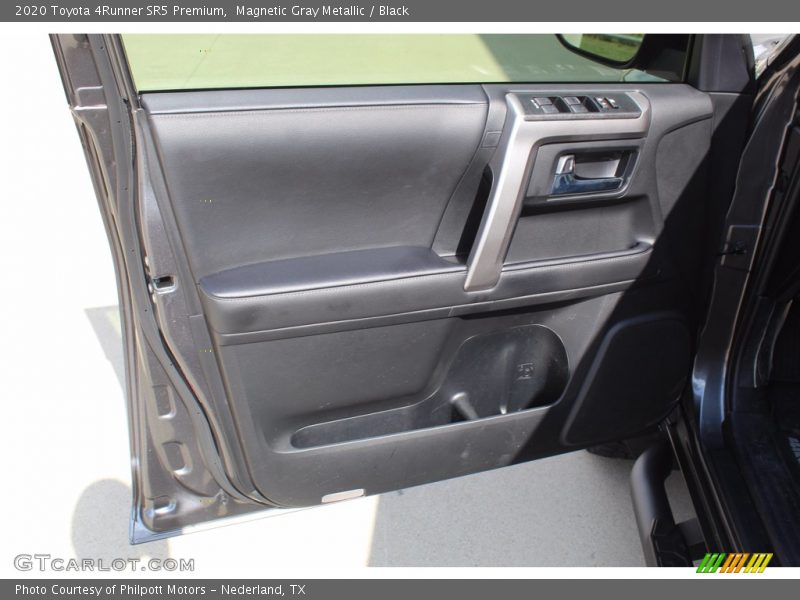 Magnetic Gray Metallic / Black 2020 Toyota 4Runner SR5 Premium