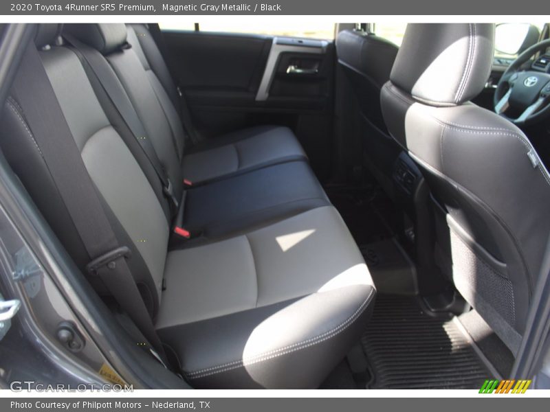 Magnetic Gray Metallic / Black 2020 Toyota 4Runner SR5 Premium