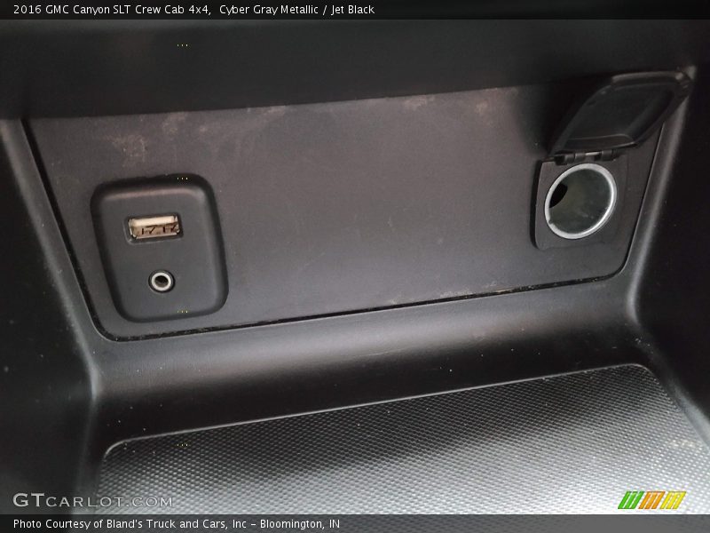 Cyber Gray Metallic / Jet Black 2016 GMC Canyon SLT Crew Cab 4x4