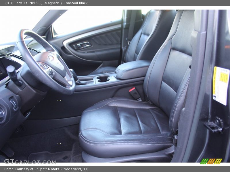 Magnetic / Charcoal Black 2018 Ford Taurus SEL