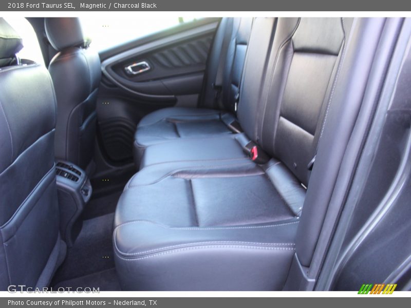 Magnetic / Charcoal Black 2018 Ford Taurus SEL