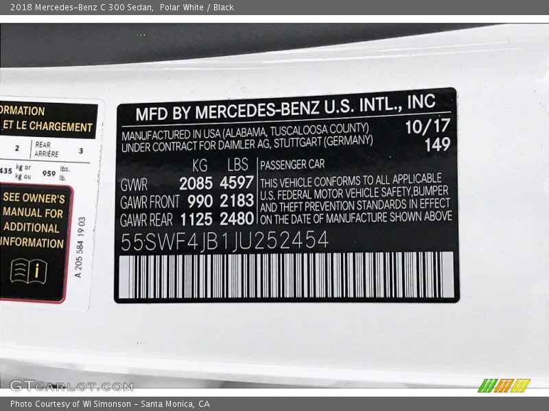 Polar White / Black 2018 Mercedes-Benz C 300 Sedan