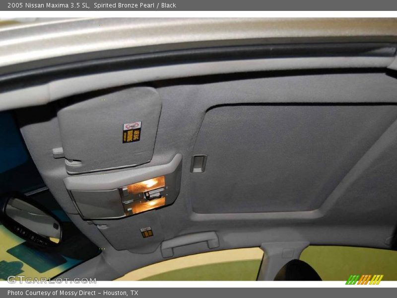 Spirited Bronze Pearl / Black 2005 Nissan Maxima 3.5 SL