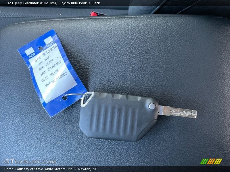 Hydro Blue Pearl / Black 2021 Jeep Gladiator Willys 4x4