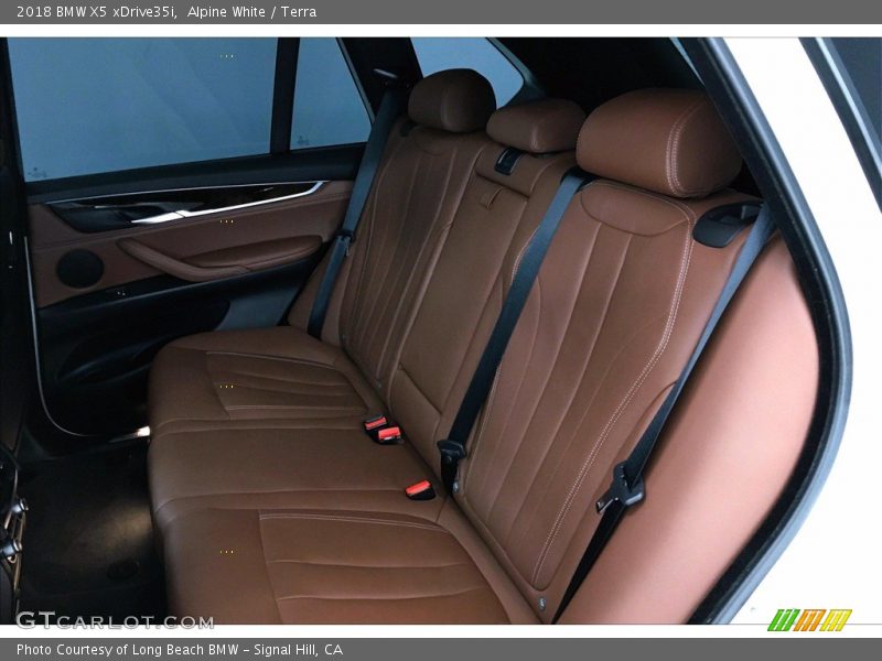 Alpine White / Terra 2018 BMW X5 xDrive35i
