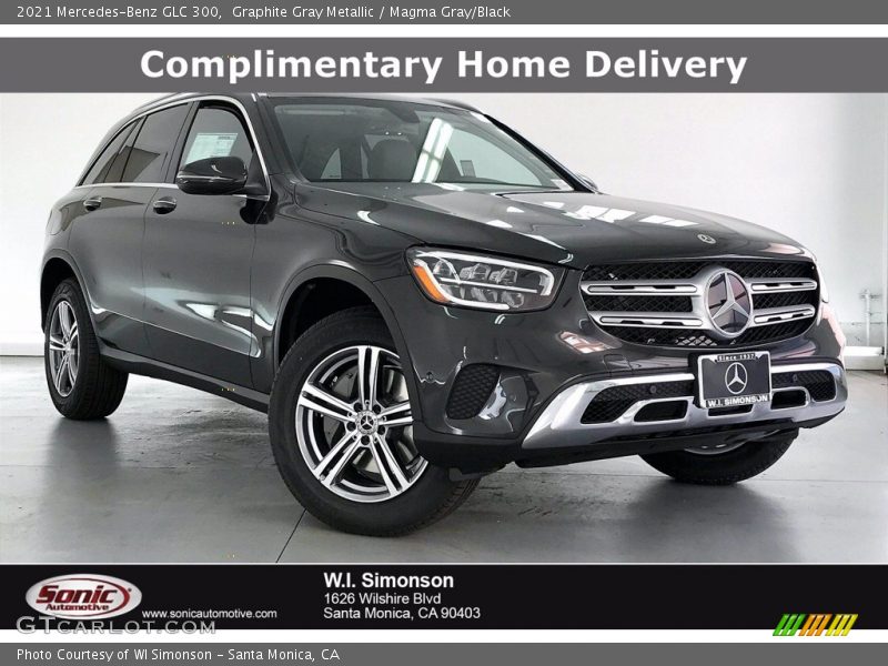 Graphite Gray Metallic / Magma Gray/Black 2021 Mercedes-Benz GLC 300