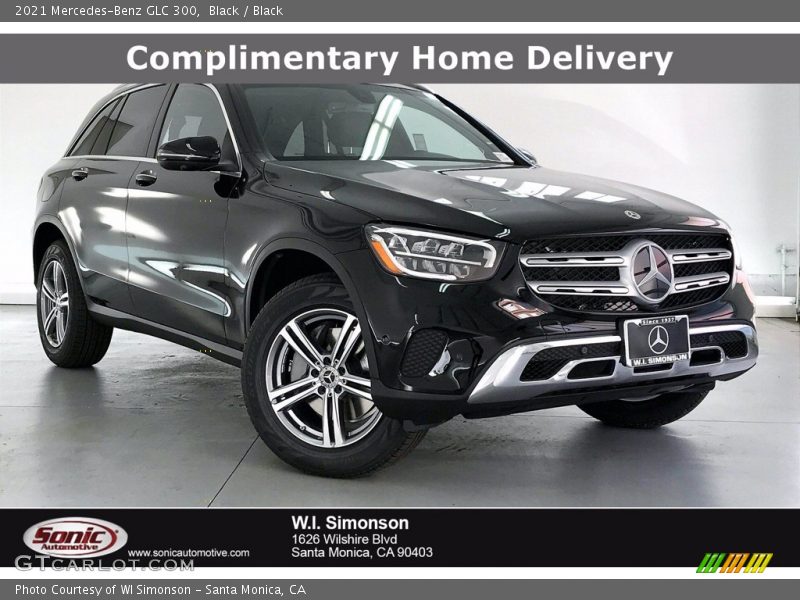 Black / Black 2021 Mercedes-Benz GLC 300