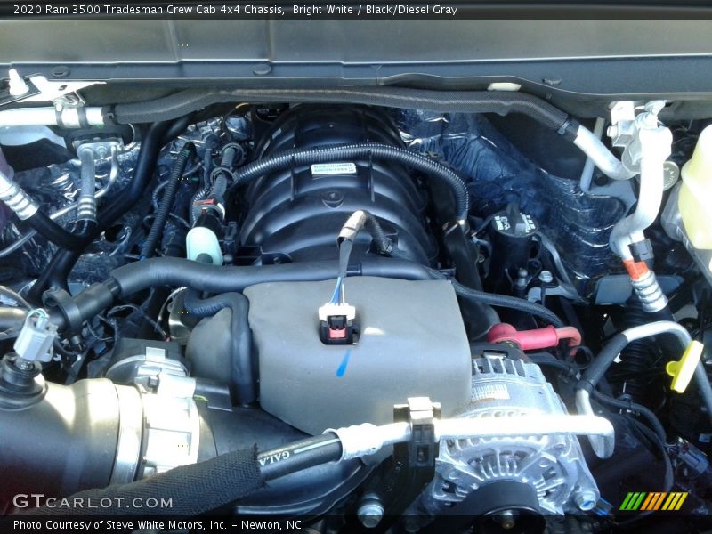 Bright White / Black/Diesel Gray 2020 Ram 3500 Tradesman Crew Cab 4x4 Chassis