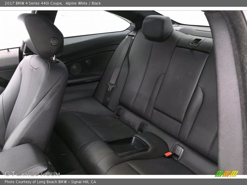 Rear Seat of 2017 4 Series 440i Coupe