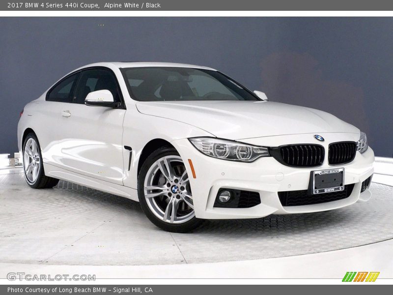 Front 3/4 View of 2017 4 Series 440i Coupe