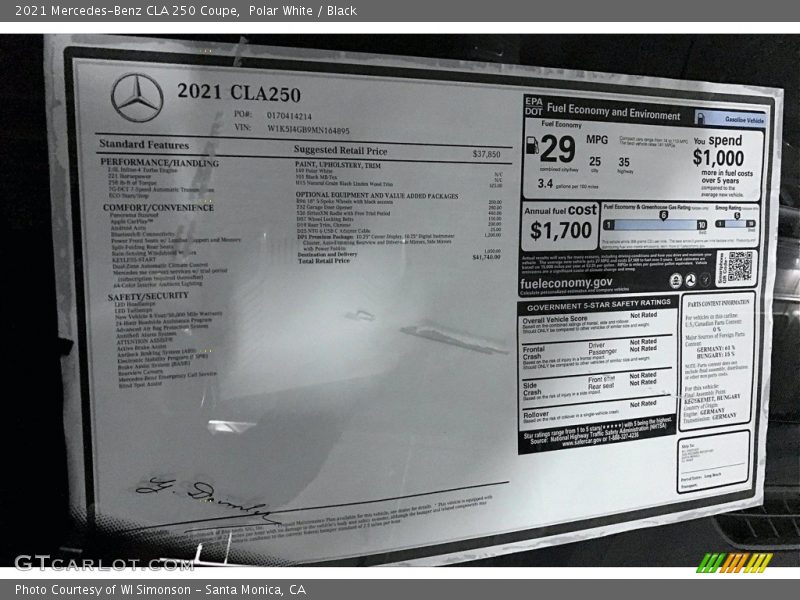 Polar White / Black 2021 Mercedes-Benz CLA 250 Coupe