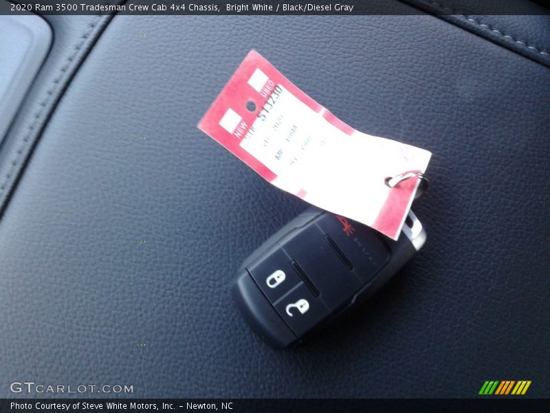 Bright White / Black/Diesel Gray 2020 Ram 3500 Tradesman Crew Cab 4x4 Chassis