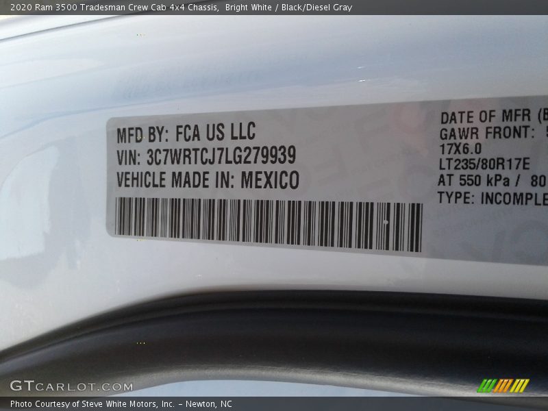 Bright White / Black/Diesel Gray 2020 Ram 3500 Tradesman Crew Cab 4x4 Chassis