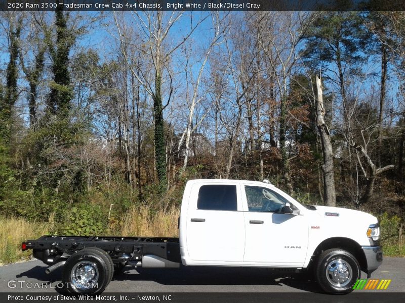 Bright White / Black/Diesel Gray 2020 Ram 3500 Tradesman Crew Cab 4x4 Chassis