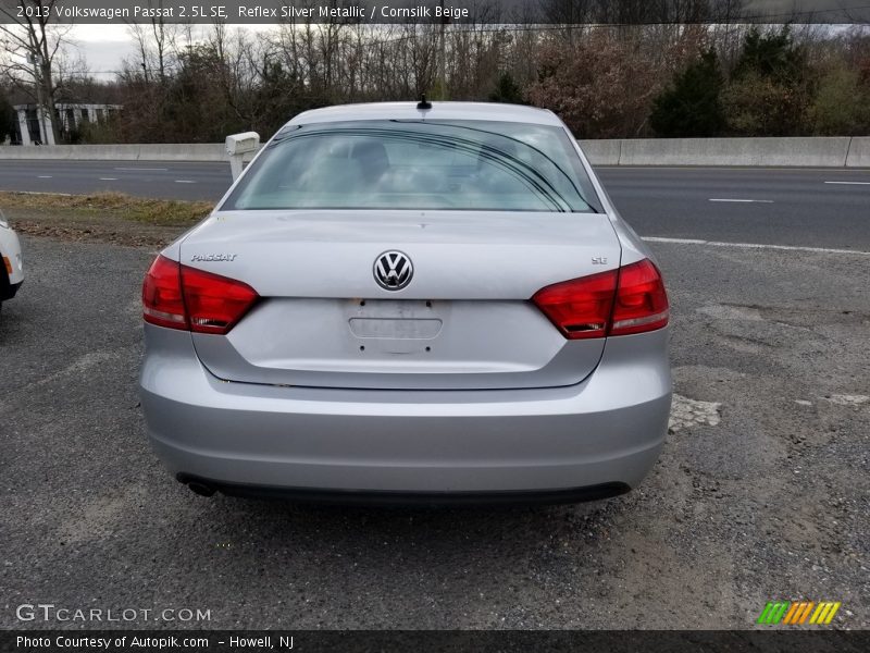 Reflex Silver Metallic / Cornsilk Beige 2013 Volkswagen Passat 2.5L SE