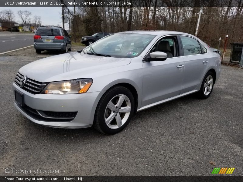 Reflex Silver Metallic / Cornsilk Beige 2013 Volkswagen Passat 2.5L SE